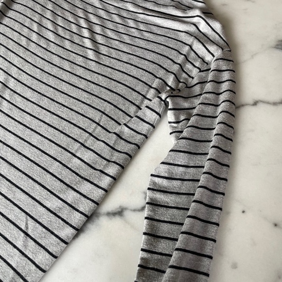 Soft Joie Stripe Lightweight Sweater - Picture 10 of 13